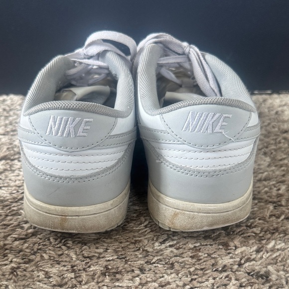 Nike Light Gray Sneakers - Picture 5 of 7